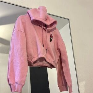 Cropped pink hoodie